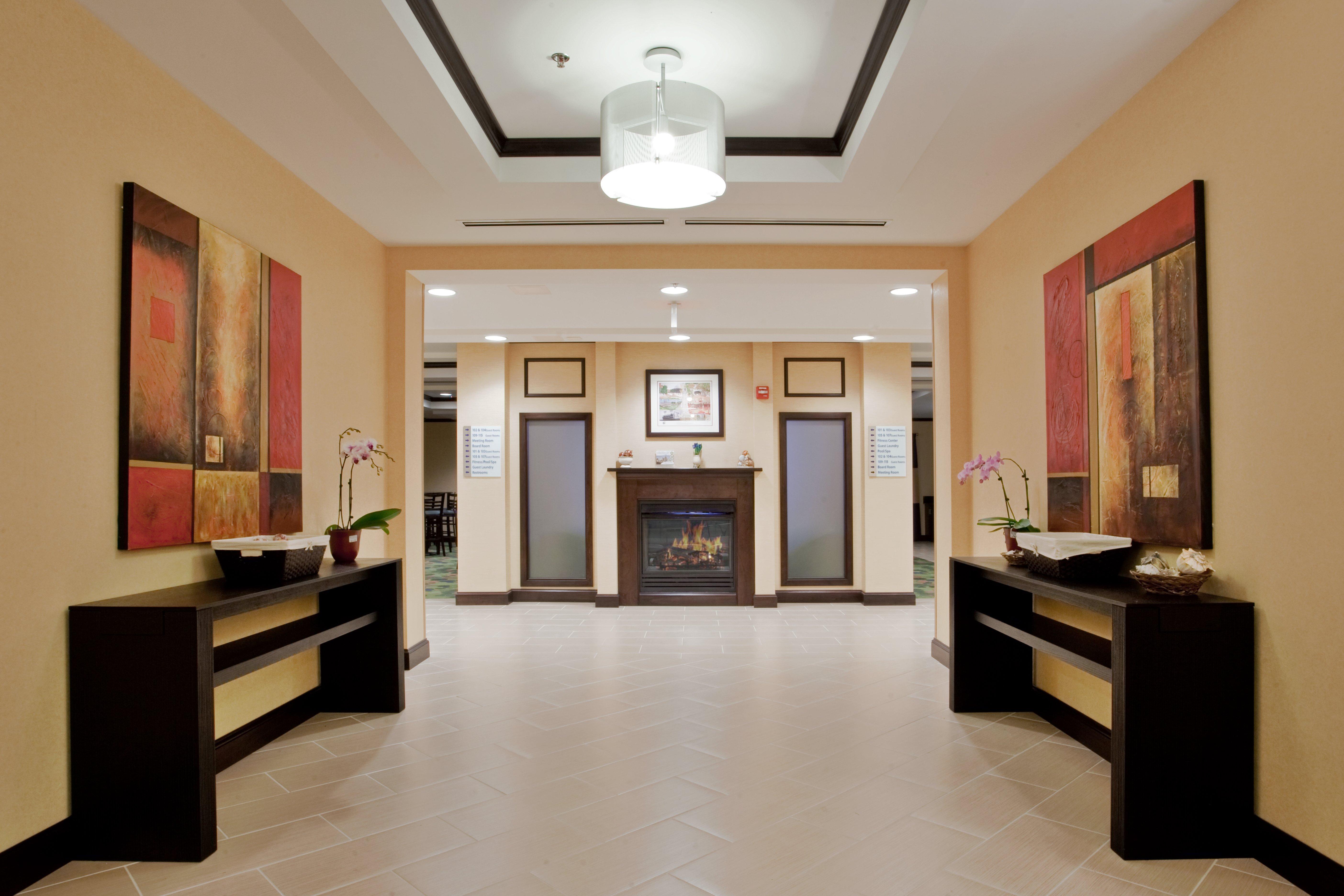 Holiday Inn Express Hotel Raleigh Southwest By Ihg Exterior photo