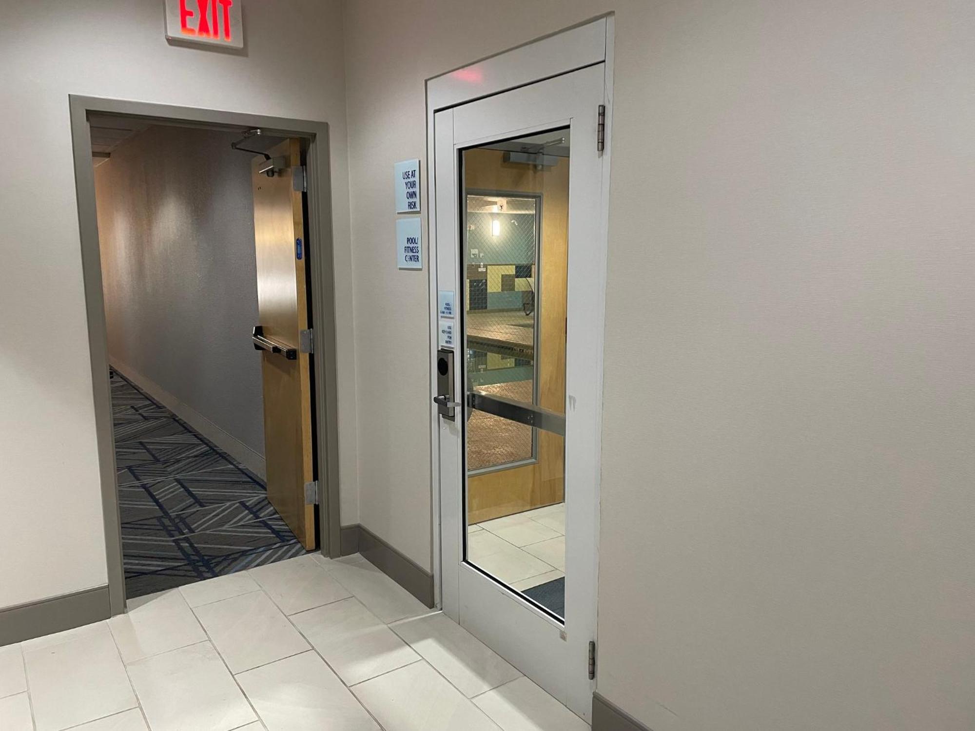 Holiday Inn Express Hotel Raleigh Southwest By Ihg Exterior photo